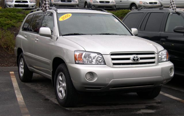 2005_Toyota_Highlander