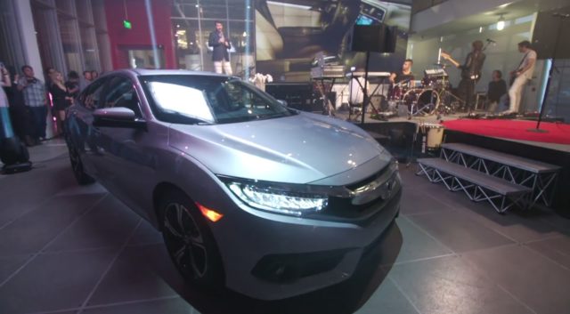 រាងខាងមុខរបស់ Honda civic sedan 2016