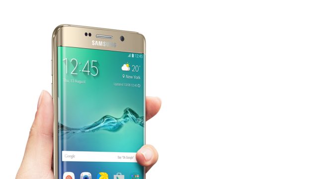 រូបភាព Galaxy S6 Edge+។ ដកស្រង់ចេញពីវែបសាយ Samsung