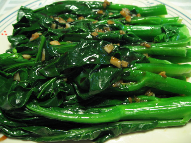 how-do-we-avoid-the-discoloration-of-green-vegetables-when-cooking-them