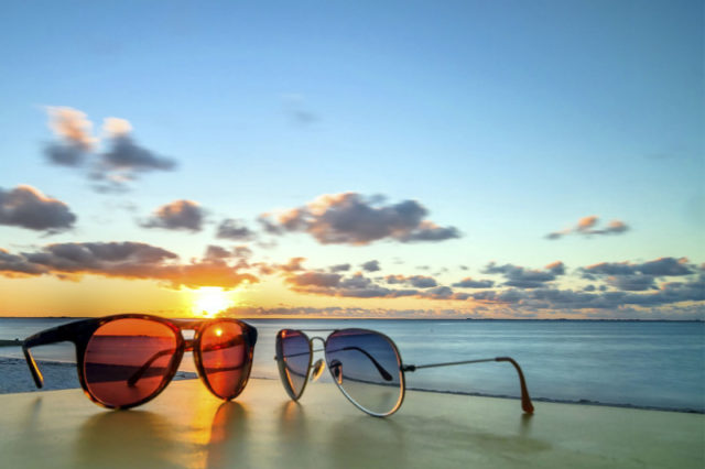 sunglasses-on-beach